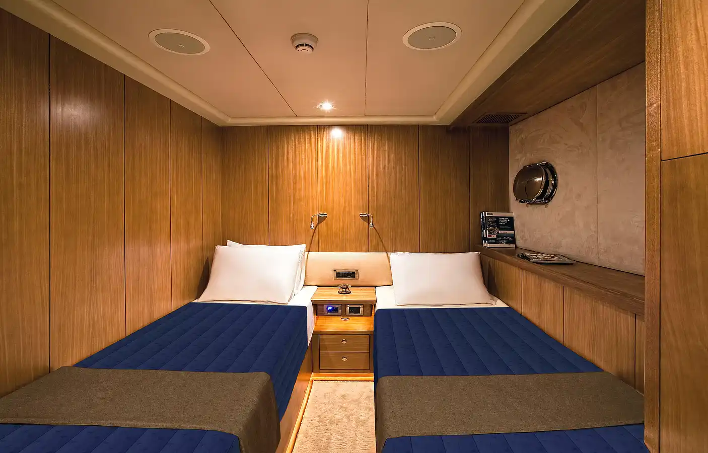 miss b twin cabin